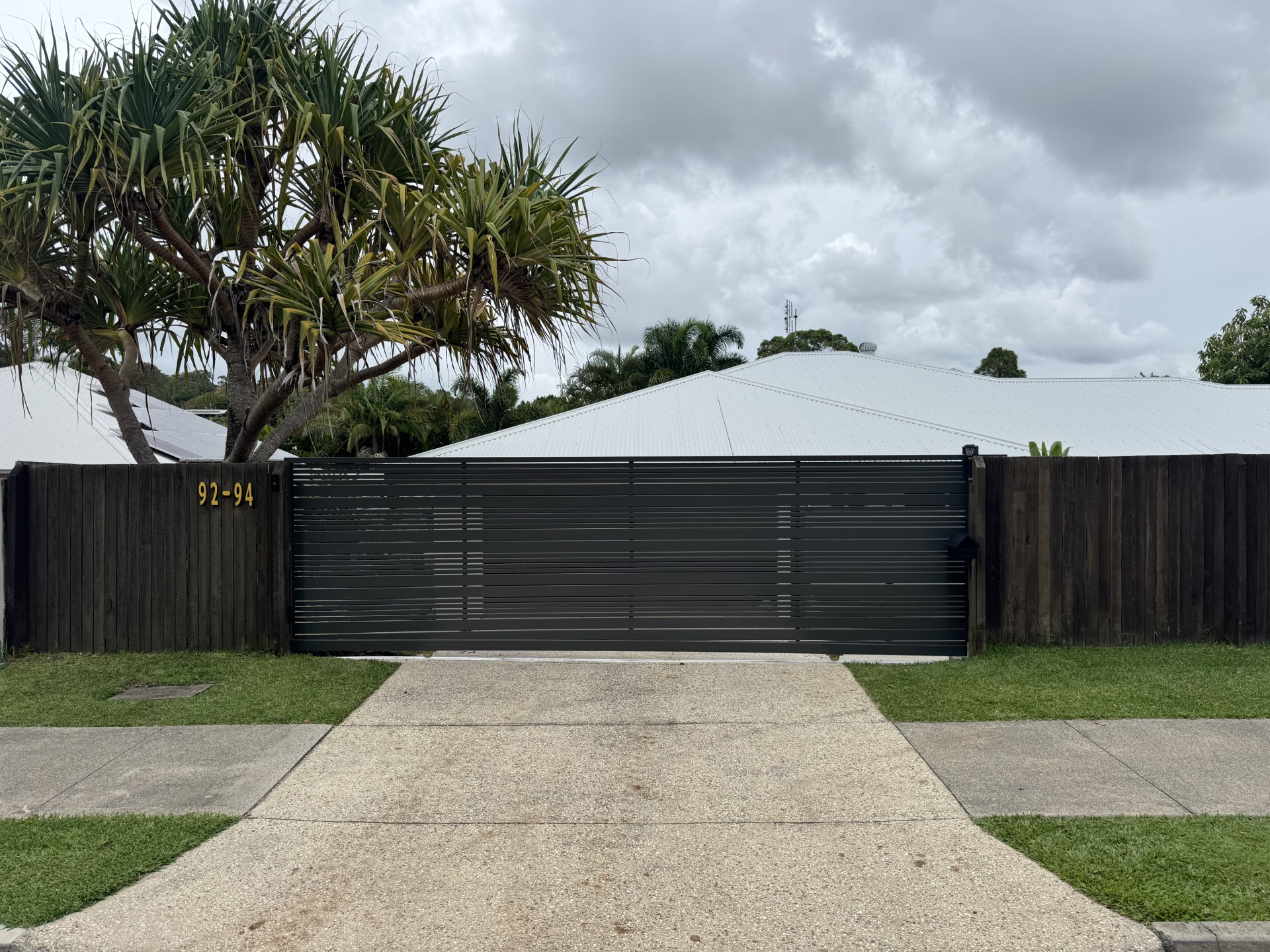 250325 Annabelle Completed gate